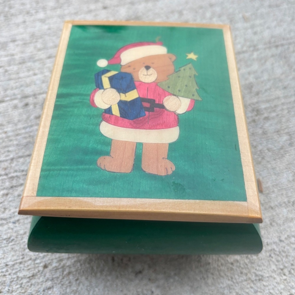 Reuge Romance Swiss Music Box Moonlight Sonata Santa Bear Christmas
